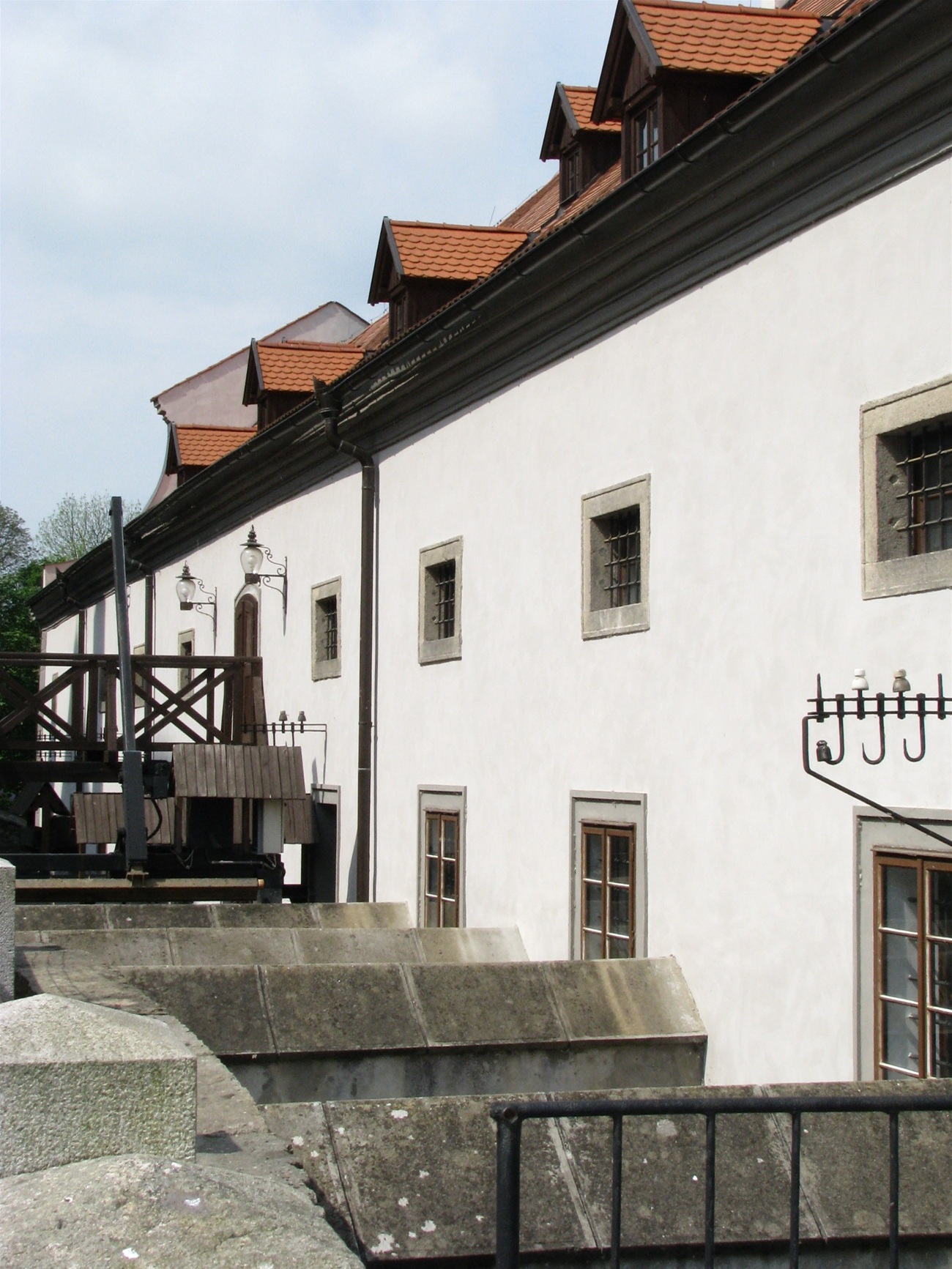 esk-kanada-muzea-a-galerie-z-meck-ml-n-v-jind-ichov-hradci